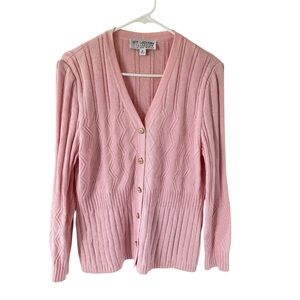 St. John Collection Soft Pink Knit Sweater